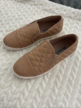 Steve Madden Quilted Slip-On Sneakers in Tan
